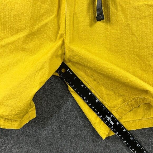 Levis Shorts Men's Extra Large Yellow Ripstop Belted Utility Zip Pocket - Picture 6 of 11
